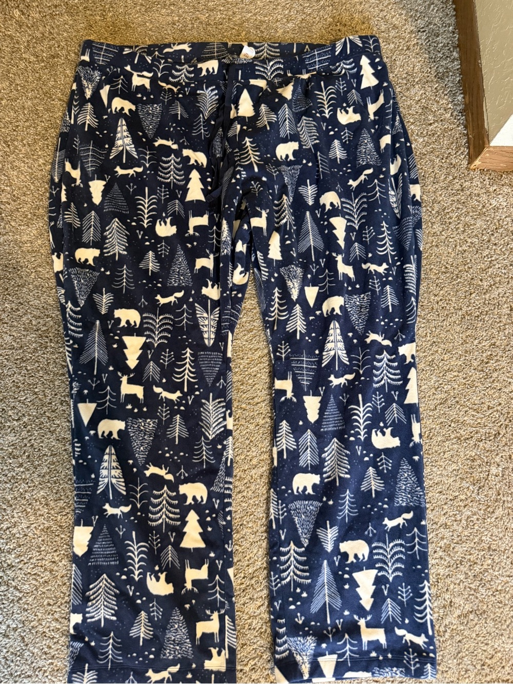 Old Navy Navy and Cream Forest Print Women's Pajama Pants